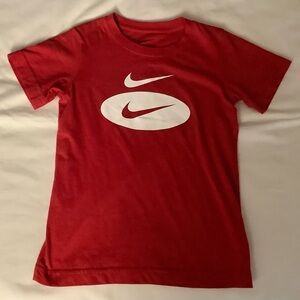 BOYS NIKE T-SHRT SIZE 7